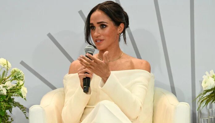 Meghan Markle sparks reactions as she 'ditches' royal title: 'Surprising' 