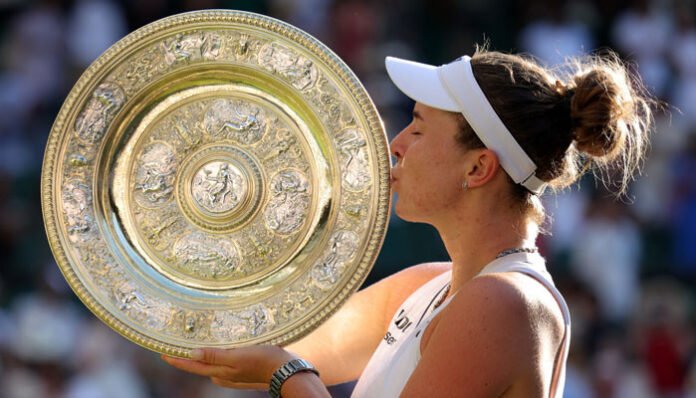 Noskova survives tearful meltdown to win first Wimbledon title