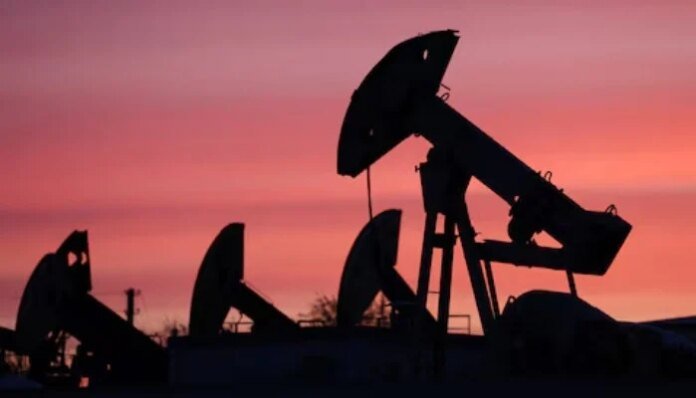 Oil prices fall 1% as investors weigh pause in US strikes on Iran