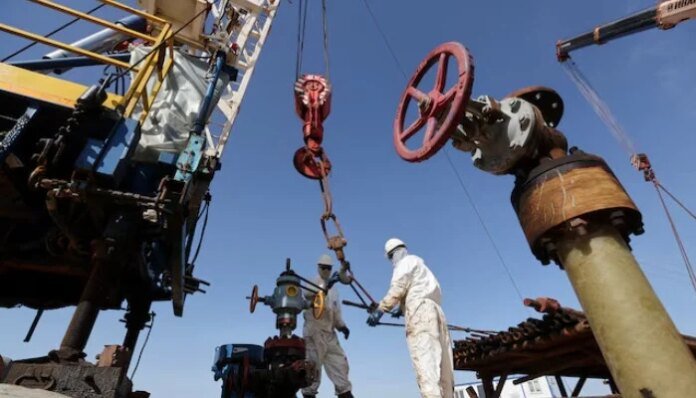 Oil prices slip as tankers continue to ply Middle East conflict zones