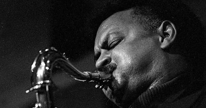 Plas Johnson, Saxophonist Behind ‘The Pink Panther,’ Dies at 94