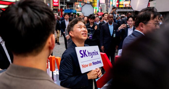 SK Hynix Stock Rises on First Day of US Trading