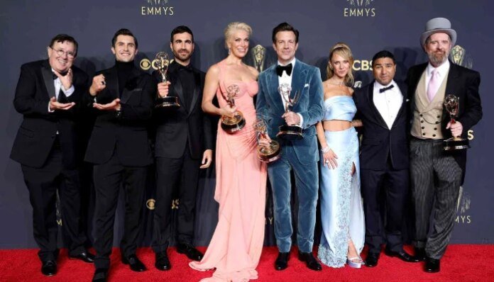 'Ted Lasso' cast reunites for Season 4 red carpet premiere
