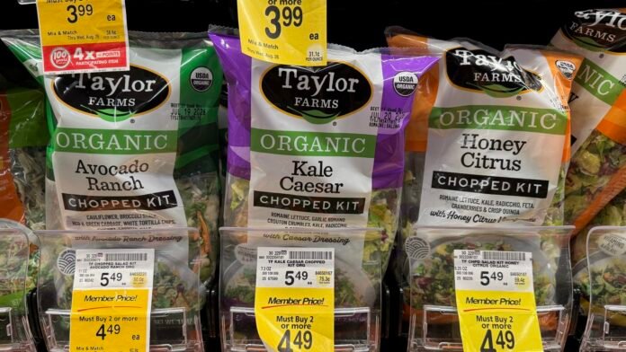 The FDA made a big reversal in its cyclosporiasis probe, but it still thinks iceberg lettuce is to blame