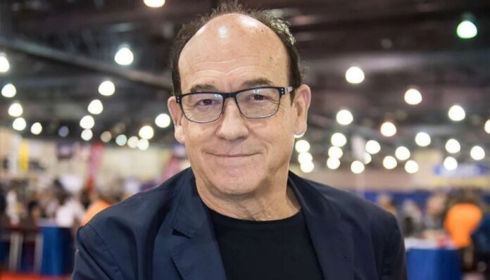 'The Mask' director Chuck Russell passes away at 68