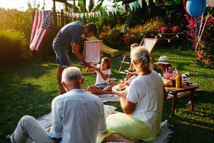 The best practical picnic items for your Fourth of July celebration