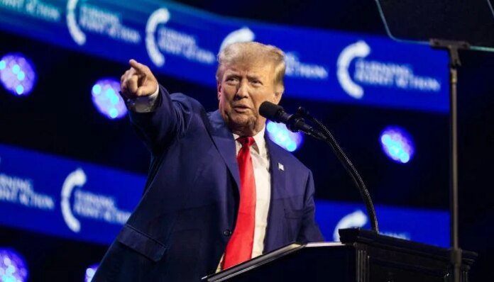 Trump's approval rating sinks near record low in new poll: 59% disapprove, 37% approve