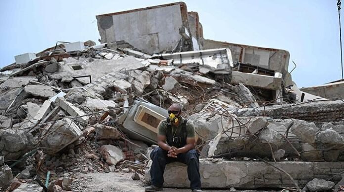Venezuela quake death toll rises to nearly 3,000