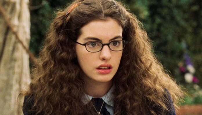 Why Disney killed off Anne Hathaway's on-screen dad in 'The Princess Diaries'
