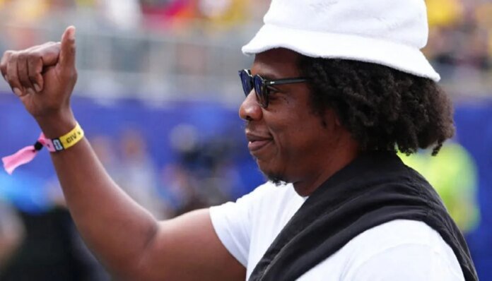 Why Jay-Z's final Yankee Stadium concert was delayed by three hours