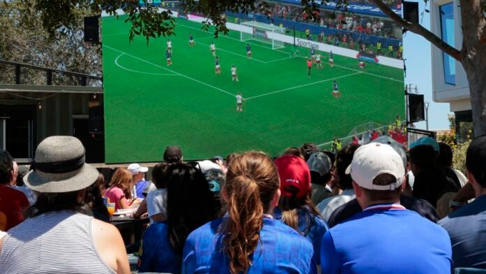 World Cup gave bars and restaurants a needed boost as consumers flash warning signs, Fed says