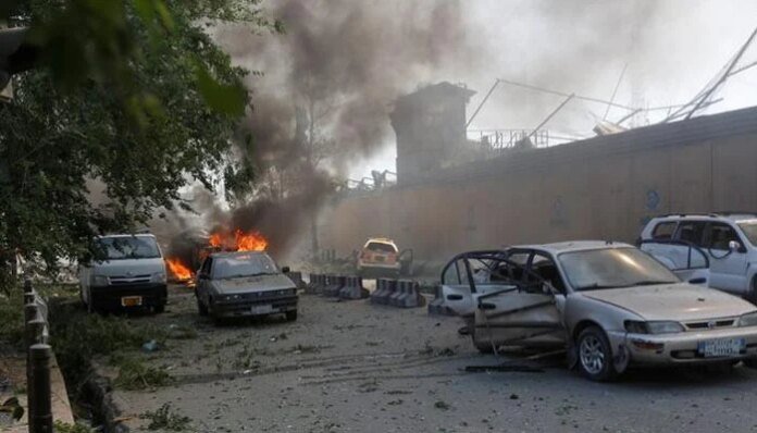 Afghanistan bomb attack kills mayor, say hospital, municipality sources