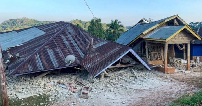 At least 20 killed after powerful 7.7 earthquake strikes Indonesia, triggers tsunami warning