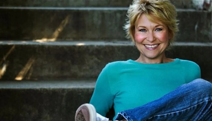 Dee Wallace reflects on her healing journey after 'E.T. the Extra-Terrestrial' success
