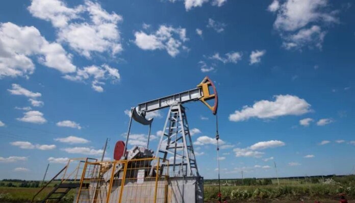 Oil prices plunge nearly 5% after Trump announces fresh Iran talks