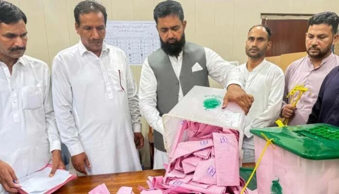 PPP leads in two constituencies, PML-N on one seat in third phase of AJK polls