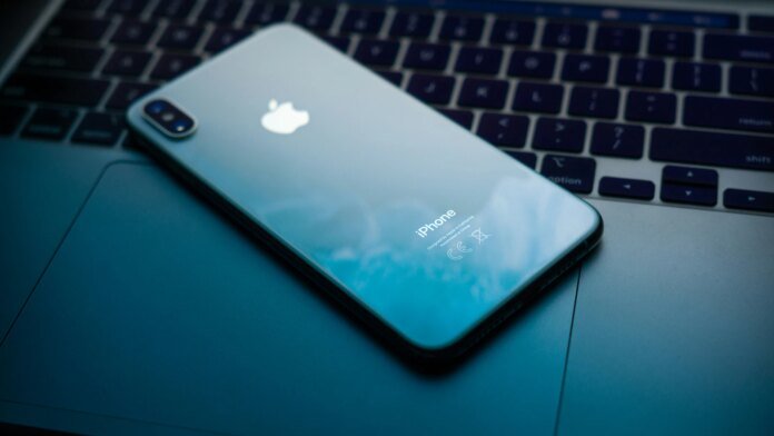 Why Indians Are Buying Refurbished iPhone 16s Over New Handsets